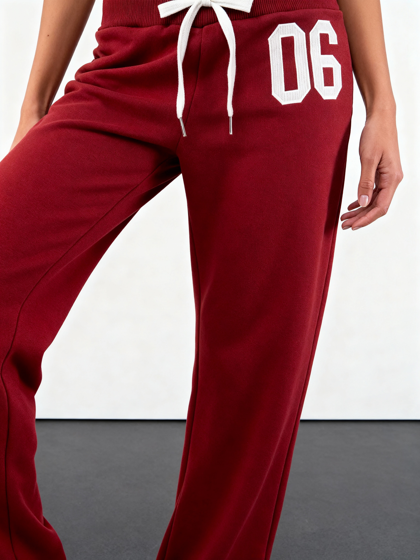 "06" red pants｜SOWO